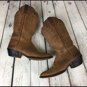 Ariat boots size 7.5